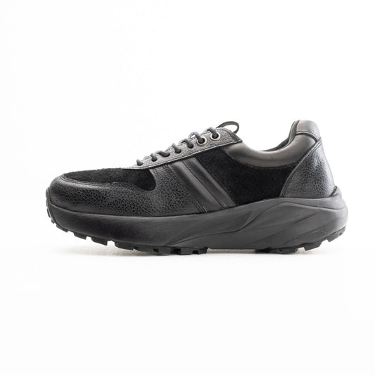 Genuine leather casual shoes